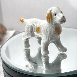 Dog Figurine hunting dog, possibly a setter Japan 1950s - 80s collectible